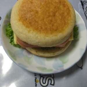 ハムチーズ卵サンド